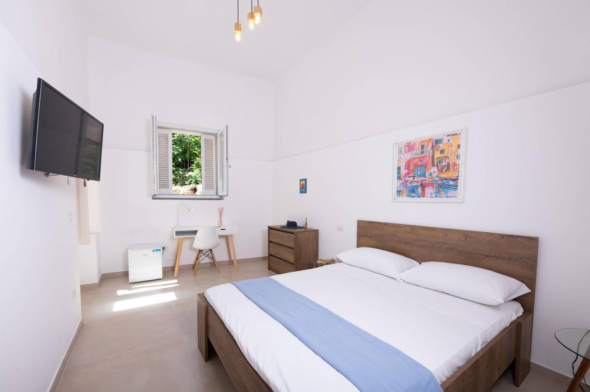 Gioia 13 Rooms & Apartments プロチーダ エクステリア 写真