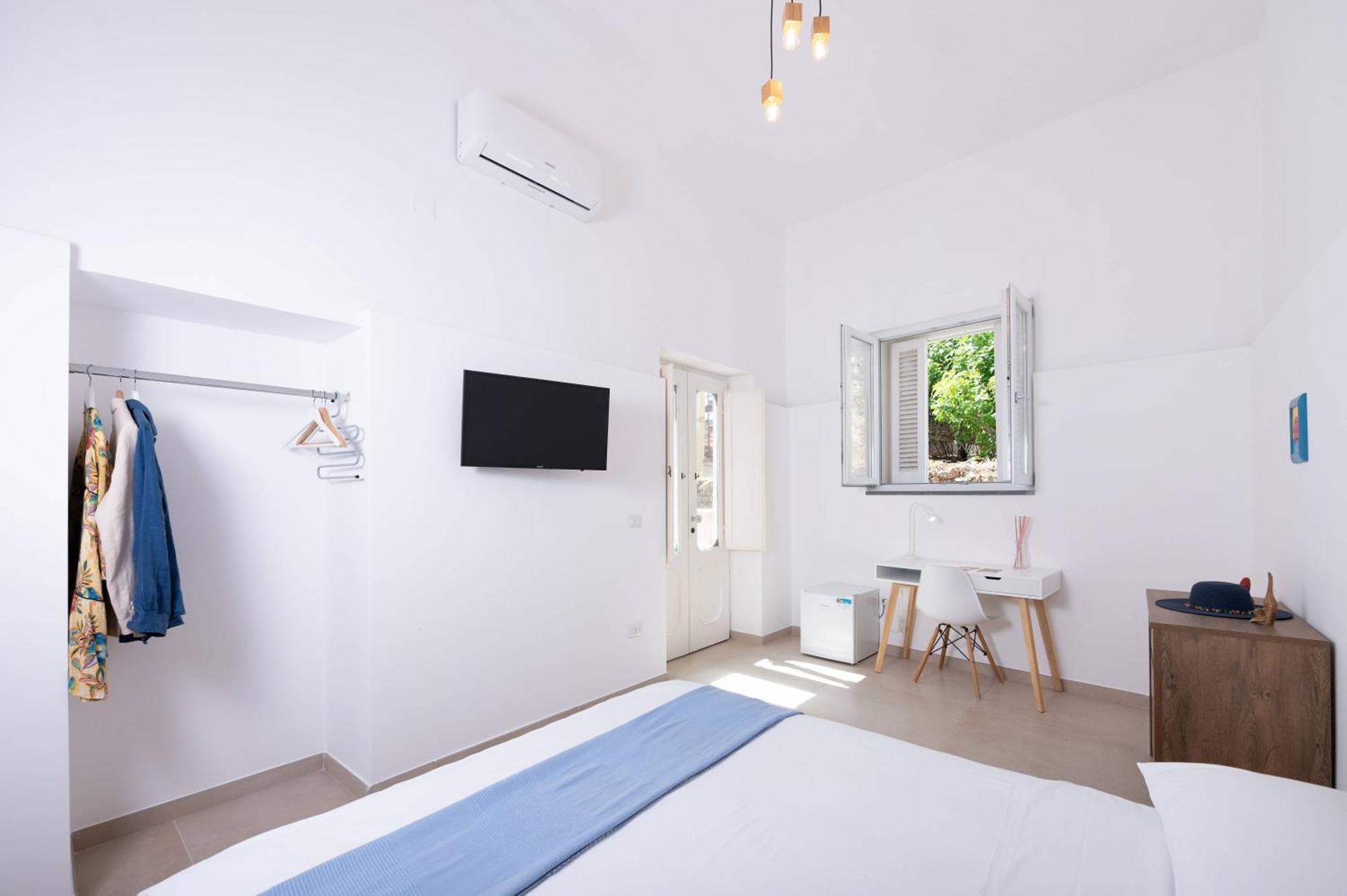 Gioia 13 Rooms & Apartments プロチーダ エクステリア 写真