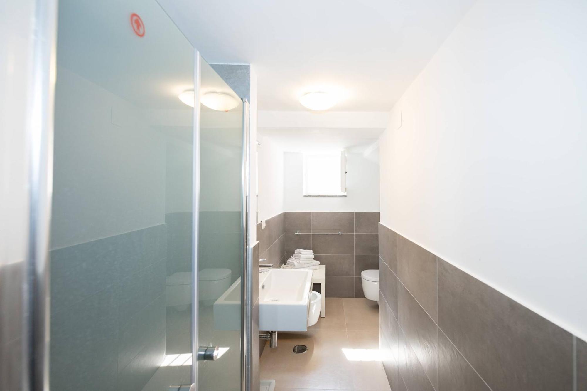 Gioia 13 Rooms & Apartments プロチーダ エクステリア 写真